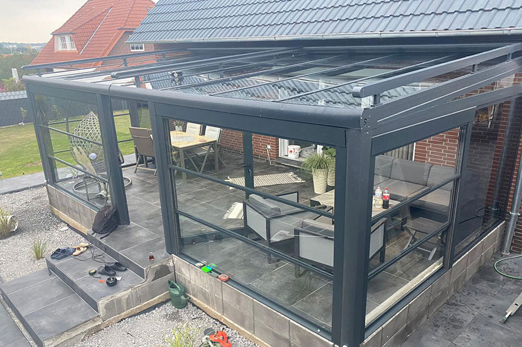 Sakarya tente ve pergole sistemleri, kartal tente, mafsallı tente, kasetli tente, pergole tente, zip perde, wintente, körüklü tente, italyan tente